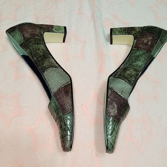 Stefanie Collection chunky heel size 9M - Picture 3 of 7